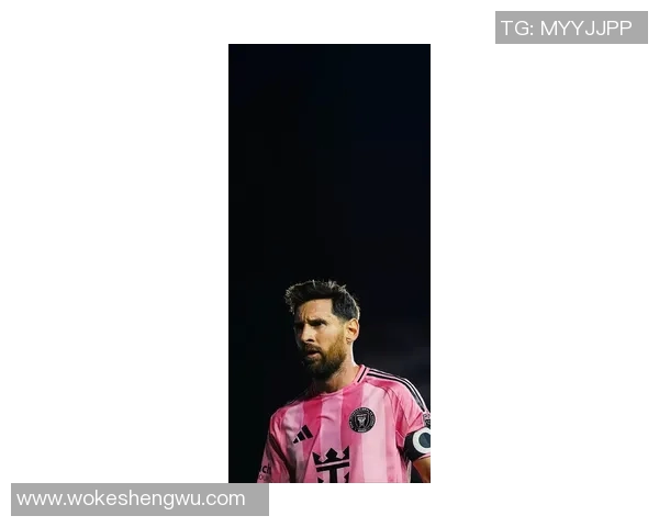 梅西引领世界足坛风采4K超清全面屏高清壁纸展现传奇足球之王风采