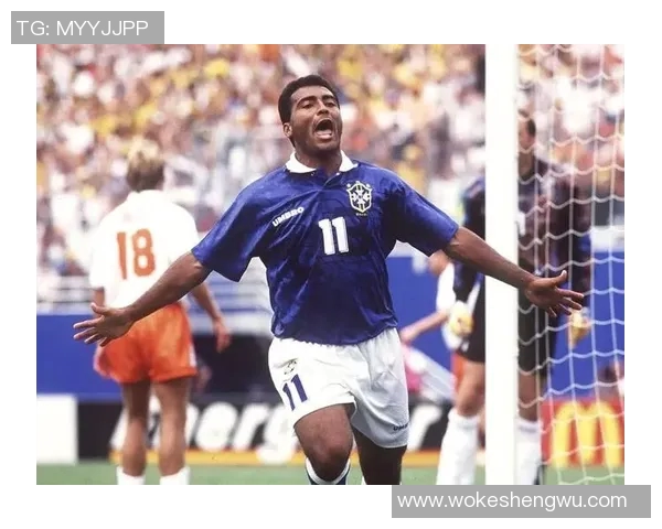 欧洲足球历史十大传奇球星的巅峰时刻与成就解析 欧洲足球历史十大传奇球星的巅峰时刻与成就解析