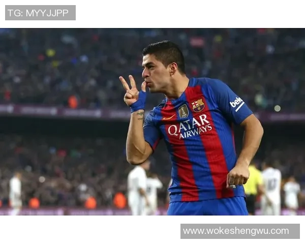 足球球星翻转庆祝动作解析:从创意突破到场上标志性风格的演变 足球球星翻转庆祝动作解析:从创意突破到场上标志性风格的演变